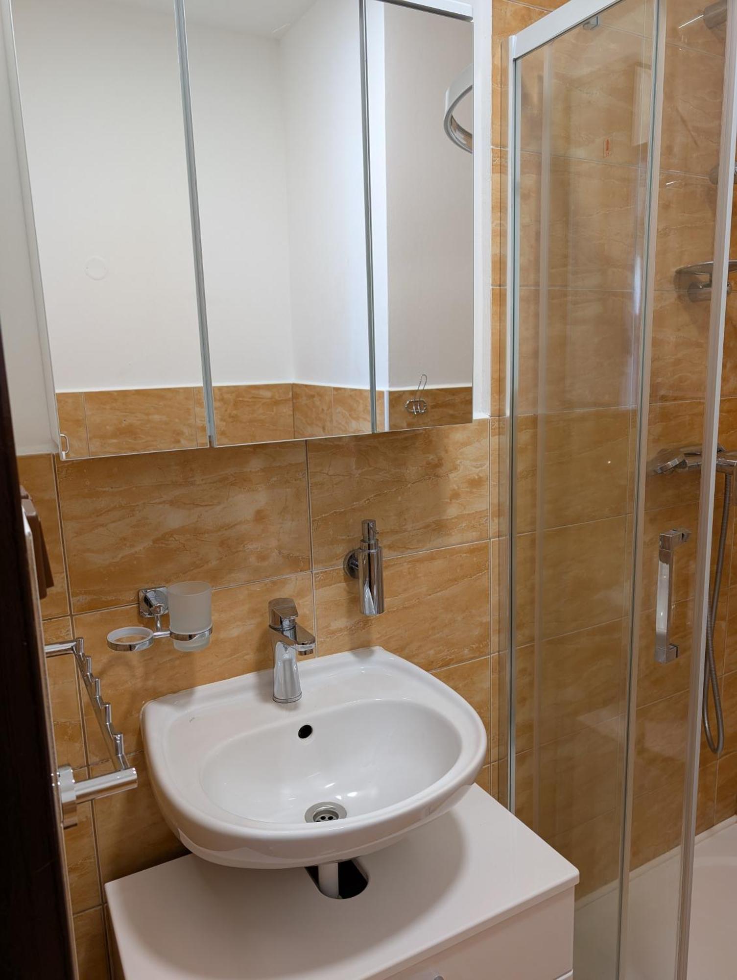 Pension Harcovna Frýdlant nad Ostravicí Esterno foto