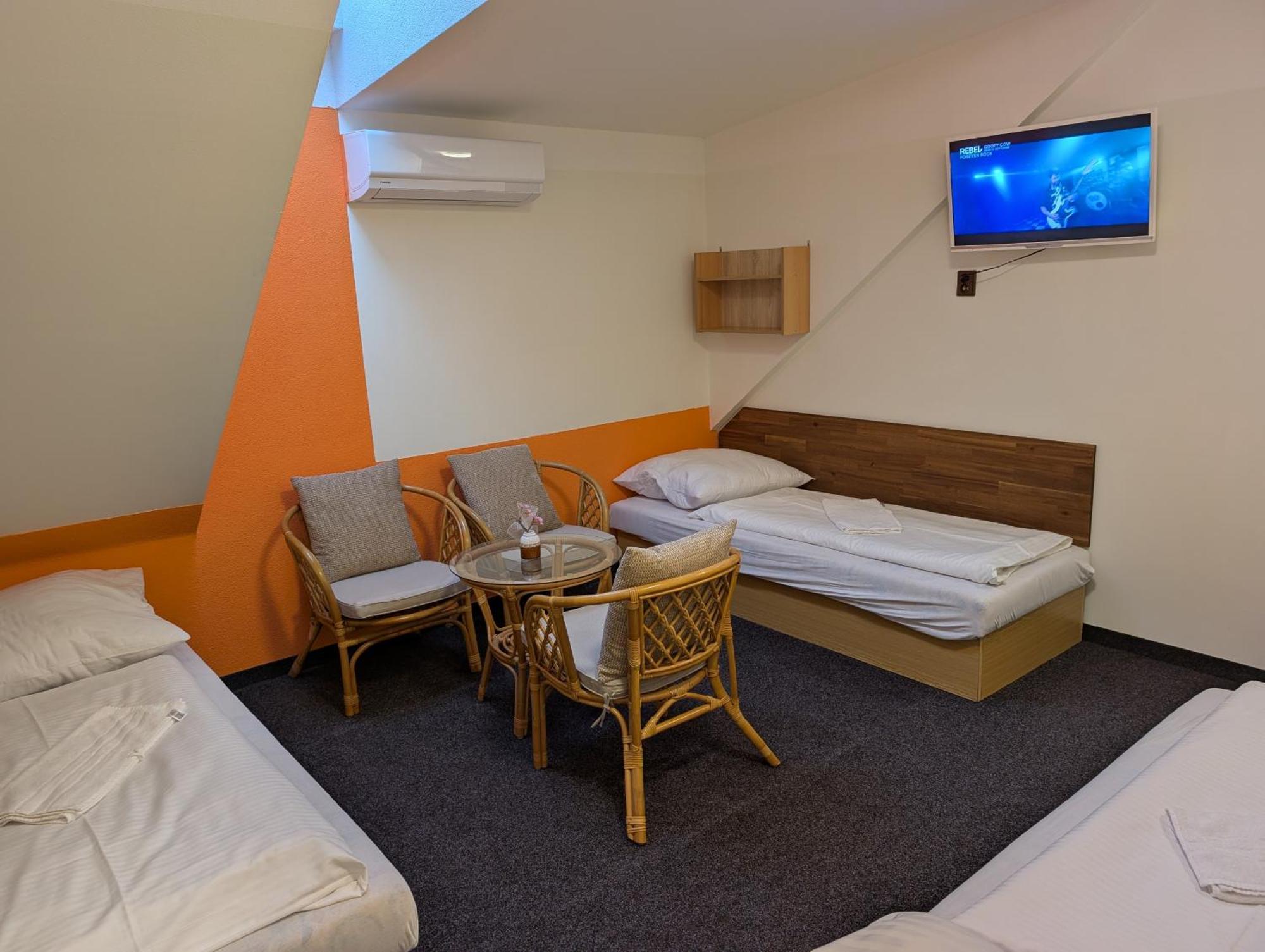 Pension Harcovna Frýdlant nad Ostravicí Esterno foto